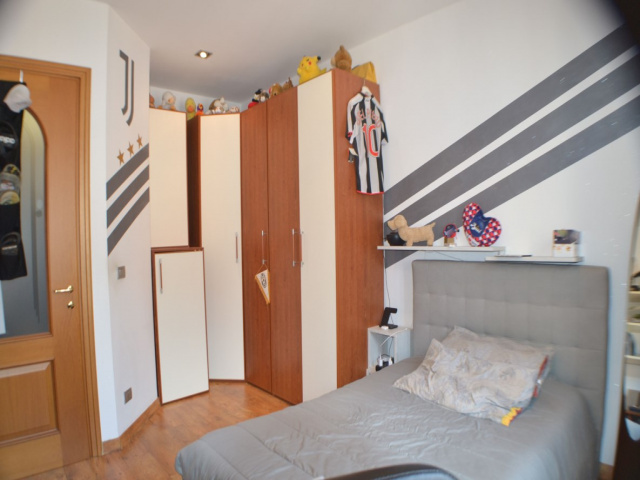 5 Via Arona, Torino, Piemonte 10145, 2 Stanze da Letto Stanze da Letto, ,2 BathroomsBathrooms,Appartamento,Vendita,Via Arona ,3,1099