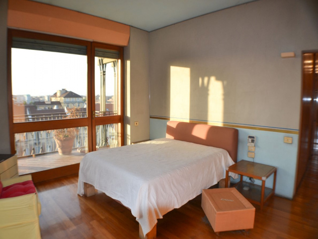 15 corso Duca Degli Abruzzi, Torino, Piemonte 10129, 2 Stanze da Letto Stanze da Letto, ,3 BathroomsBathrooms,Attico,Vendita,corso Duca Degli Abruzzi,8,1100