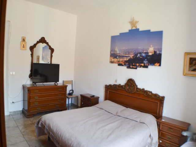 5 via Arona, Torino, Piemonte 10145, 2 Stanze da Letto Stanze da Letto, ,1 BagnoBathrooms,Appartamento,Vendita,via Arona,4,1103